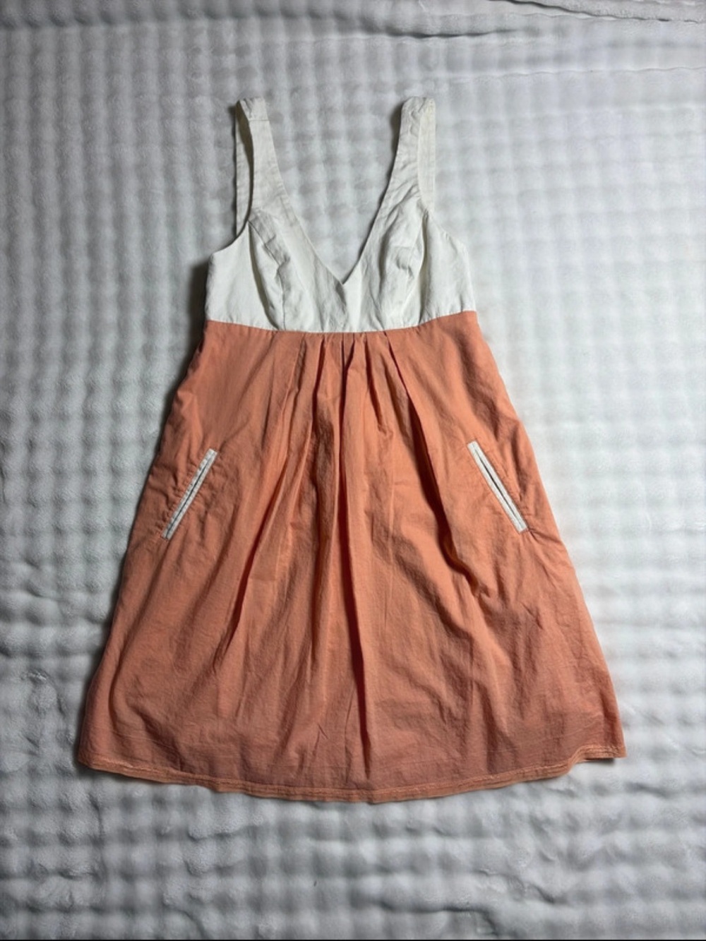 Sleeveless V-Neck Two-Tone Peach & White Sundress By BCBG POCKETS Sz 4